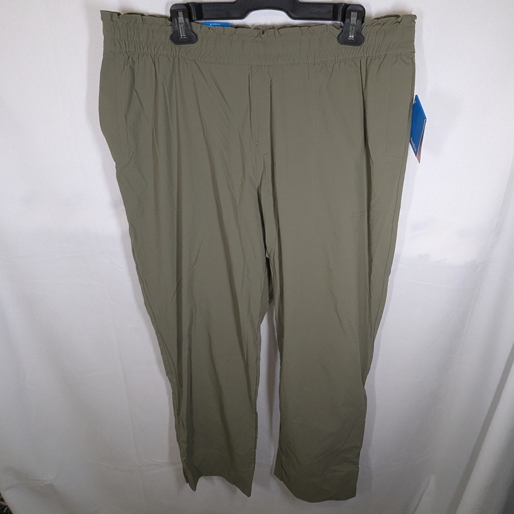 Columbia Omni shade Athletic Jogger Pants Green Olive  size XL Hiking NWT